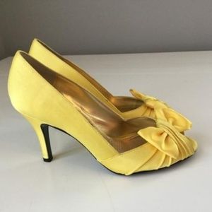 Nina Canary Yellow Forbes Pumps
